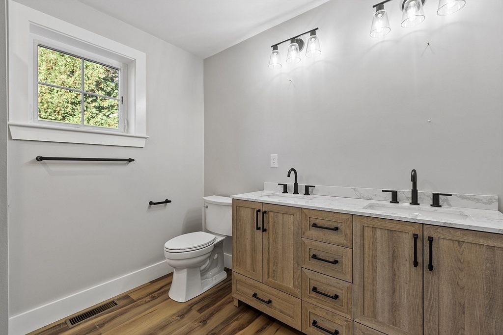 Bathroom, Dual Sink Vanities, Interior, Wood Texture Flooring