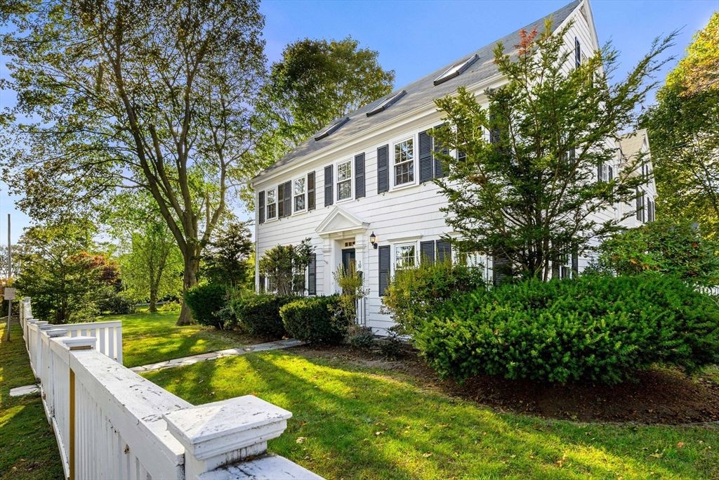 Backyard, Exterior, Solar Panels