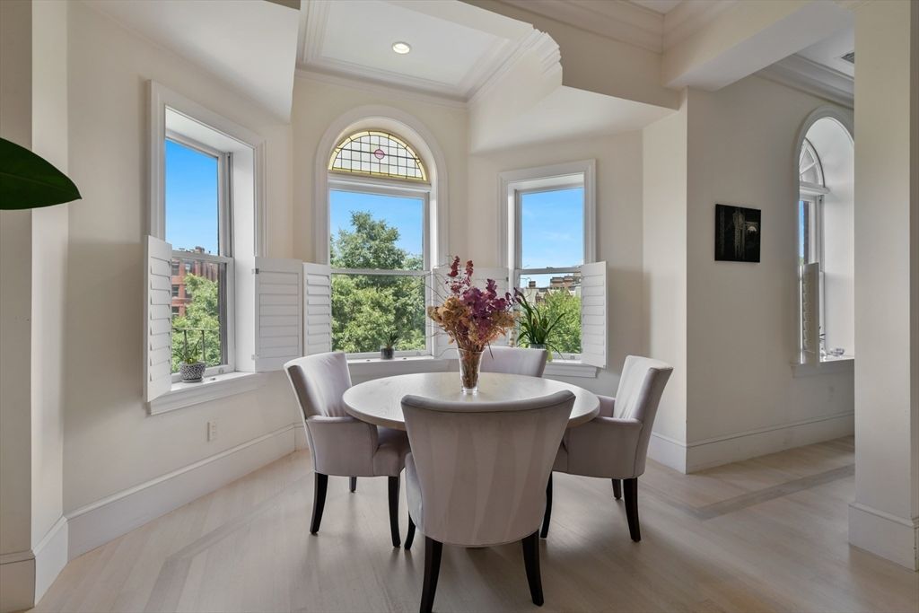 Dining room, Interior, Recessed Lighting, Wood Texture Flooring