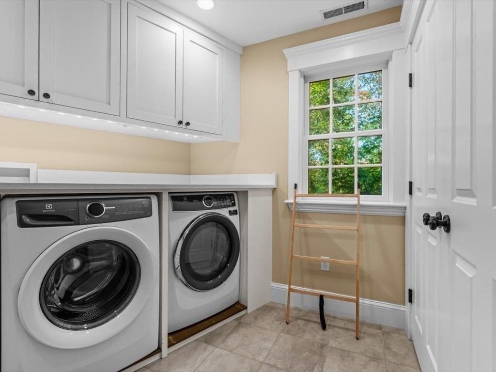Interior, Recessed Lighting, Washer