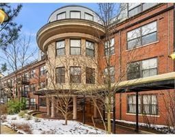 Exterior, Facade, Brick Facade, Rowhouse