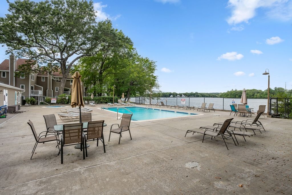 Exterior, Pool, Water