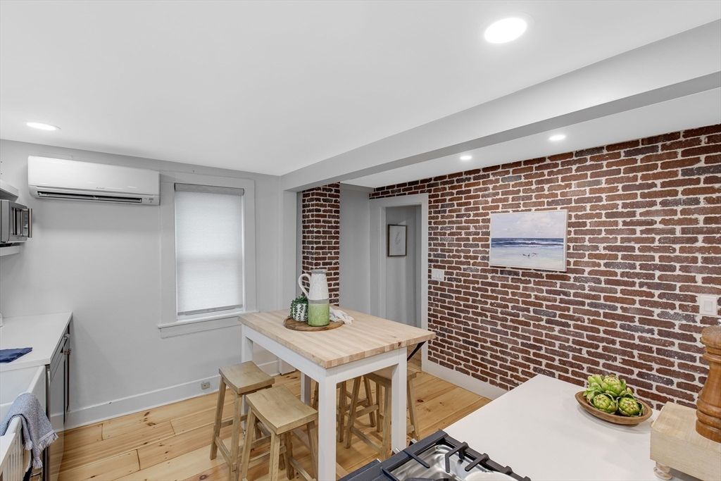 Dining room, Interior, Recessed Lighting, Stone Walls, Wood Texture Flooring