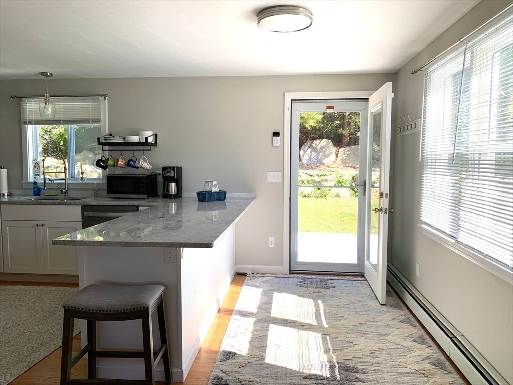 Interior, Kitchen, Pendant Lights, Wood Texture Flooring
