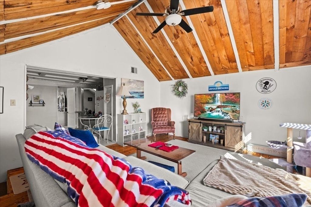 Interior, Living room, Wooden Beams, Wooden Ceilings