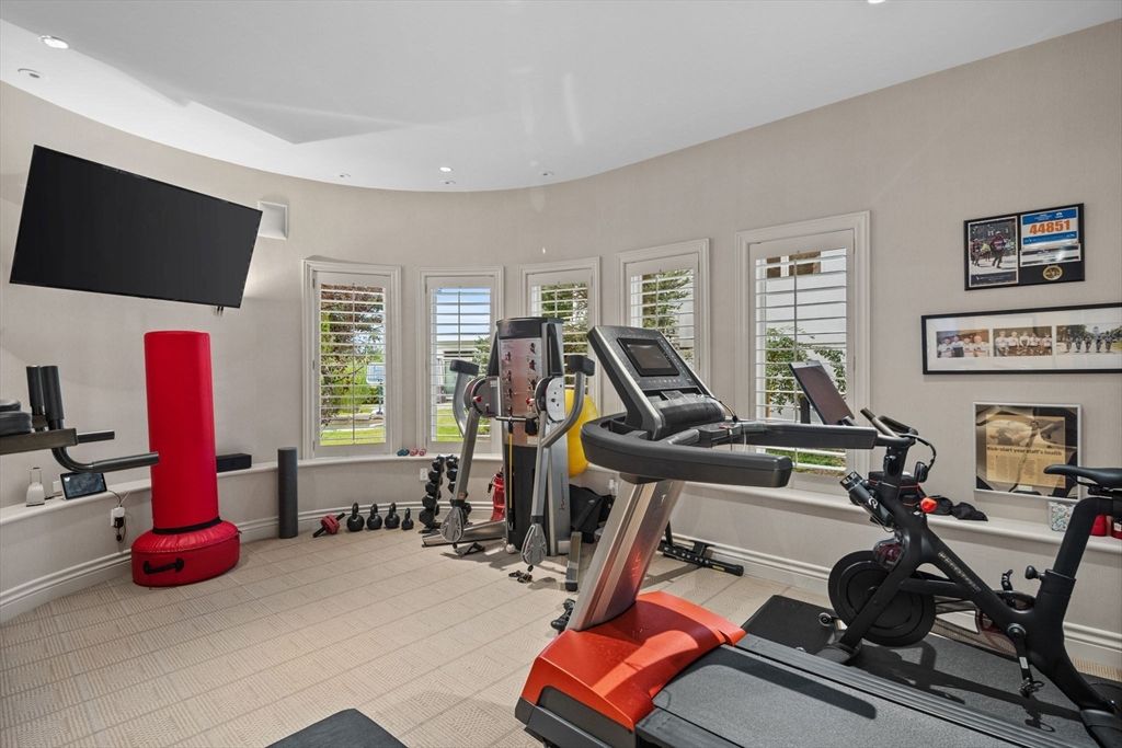 Fitness Equipment, Interior, Recessed Lighting