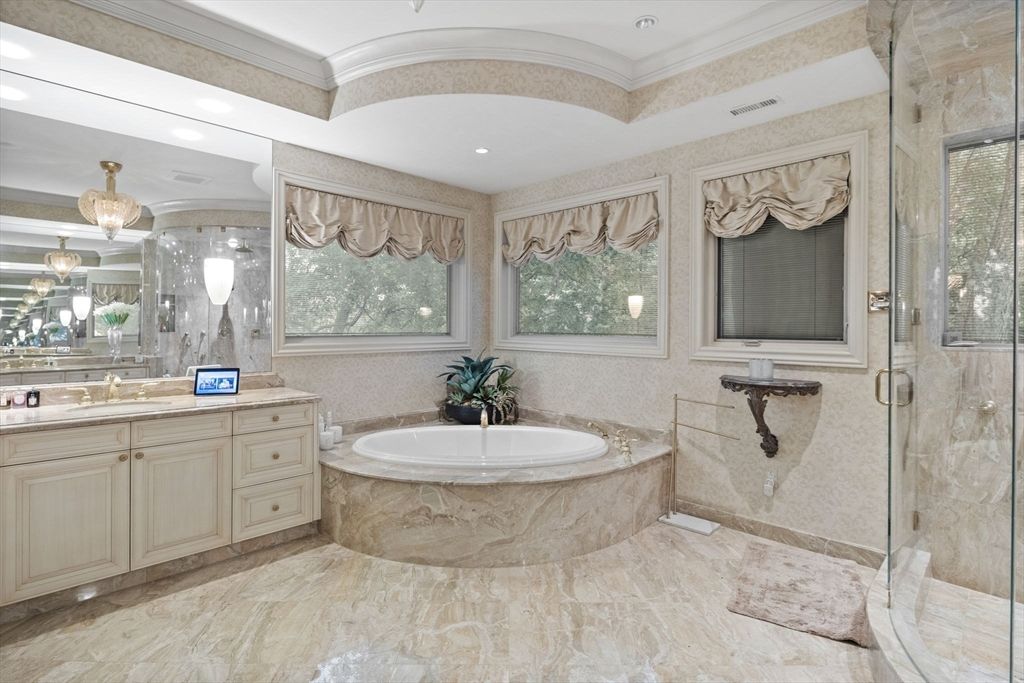 Bathroom, Dual Sink Vanities, Glass Shower, Interior, Recessed Lighting