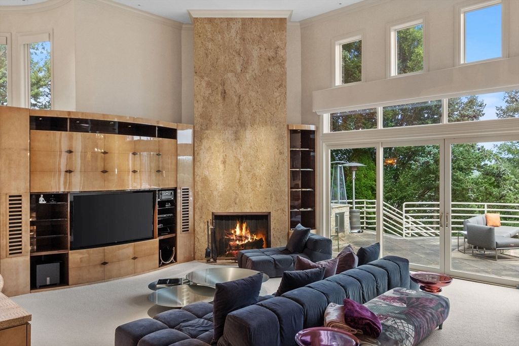 Fireplace, Interior, Living room