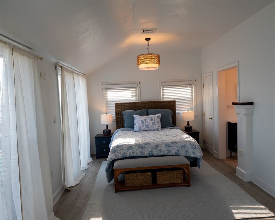 Bedroom, Interior, Pendant Lights, Wood Texture Flooring