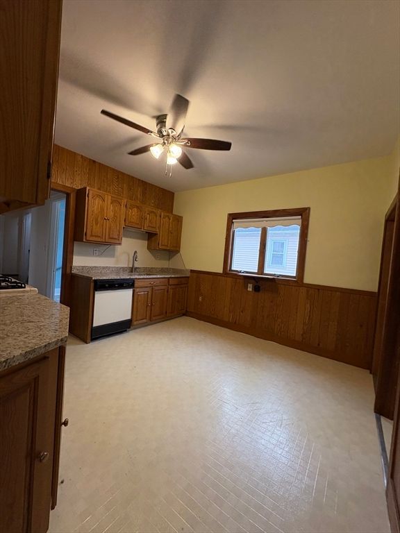 Empty room, Interior, Kitchen