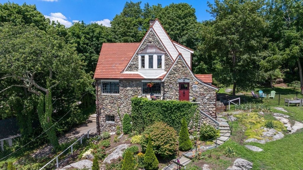 Backyard, Exterior, Facade, Tudor Revival