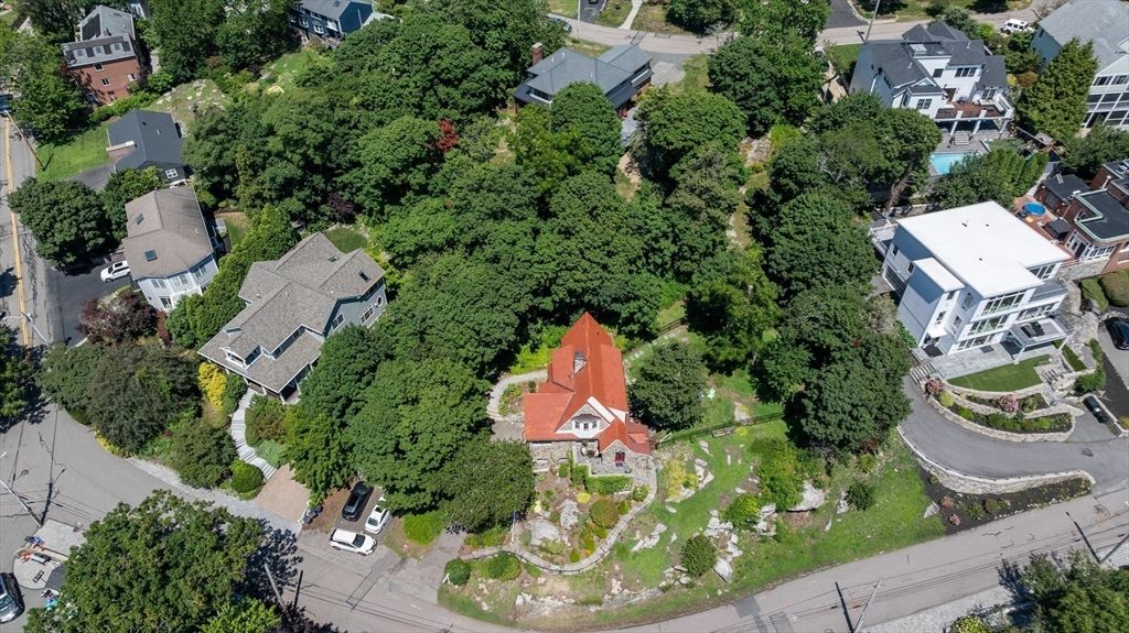 Exterior, Drone