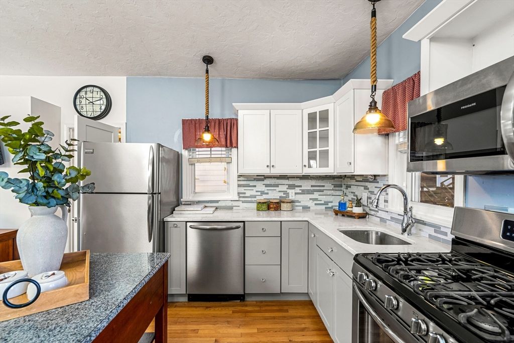Interior, Kitchen, Pendant Lights, Stainless Steel Appliances, Wood Texture Flooring
