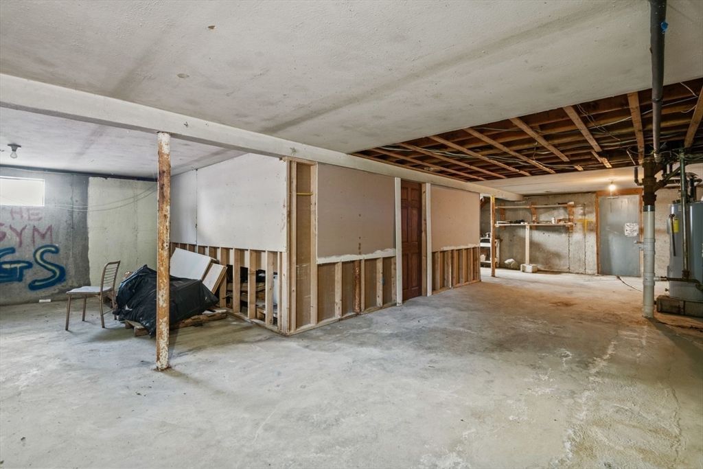 Interior, Wooden Beams