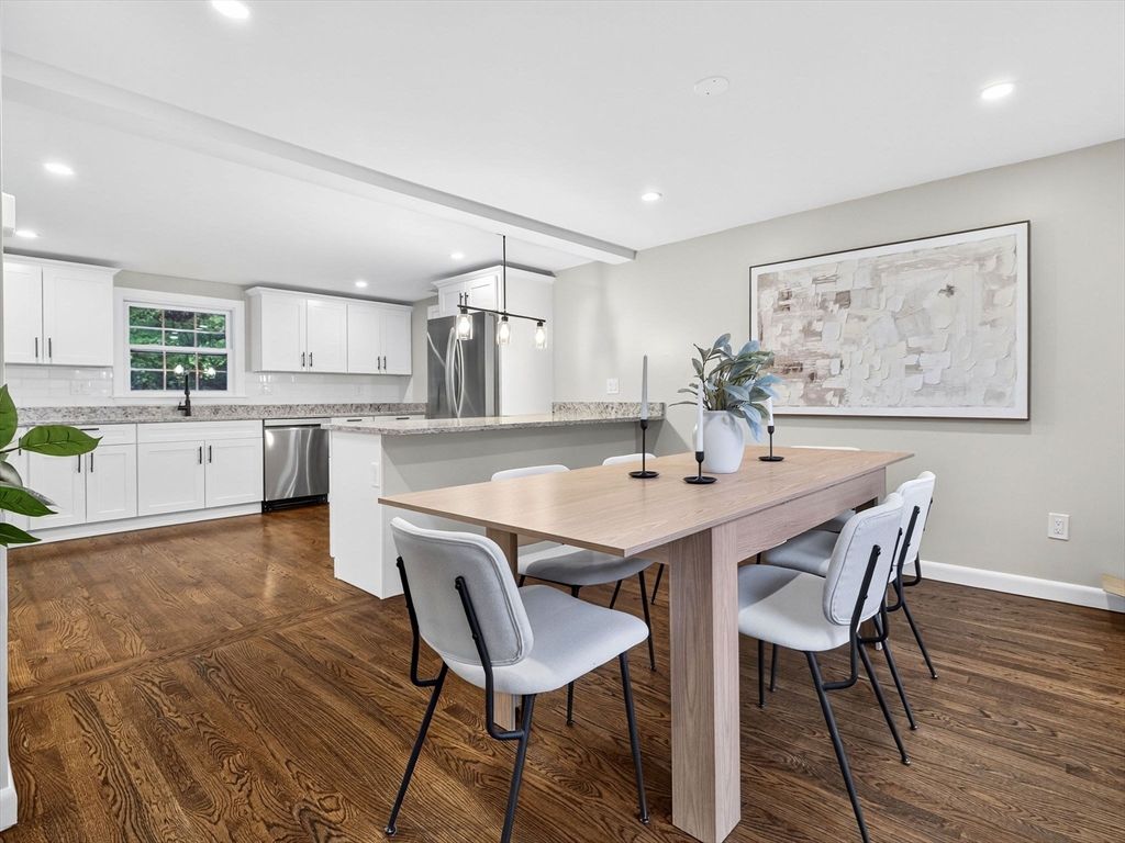 Dining room, Interior, Kitchen, Pendant Lights, Recessed Lighting, Stainless Steel Appliances, Wood Texture Flooring
