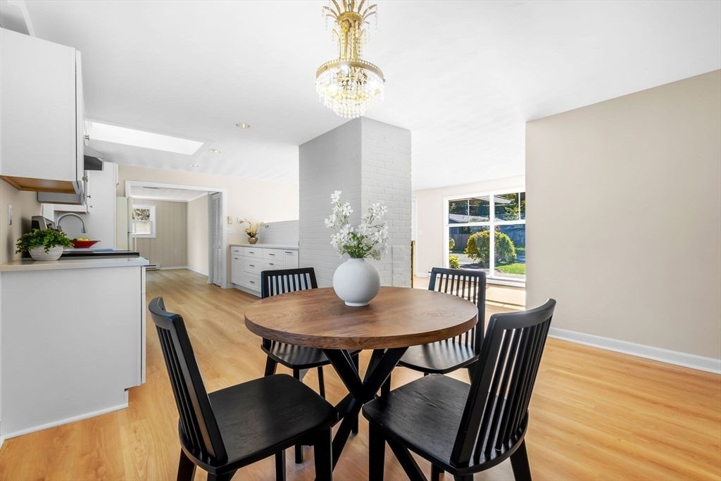 Chandelier, Dining room, Interior, Wood Texture Flooring