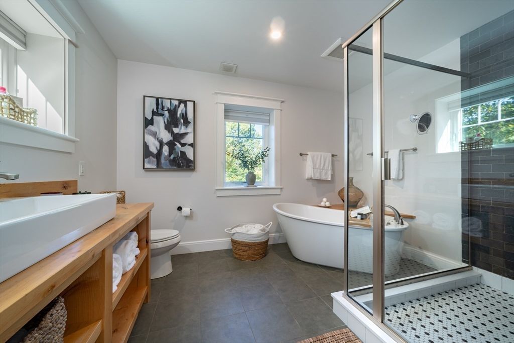 Bathroom, Dual Sink Vanities, Free Standing Baths, Glass Shower, Interior, Recessed Lighting