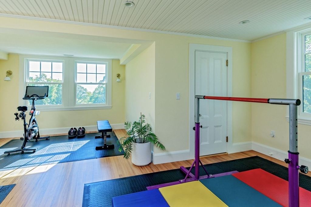 Fitness Equipment, Interior, Wood Texture Flooring