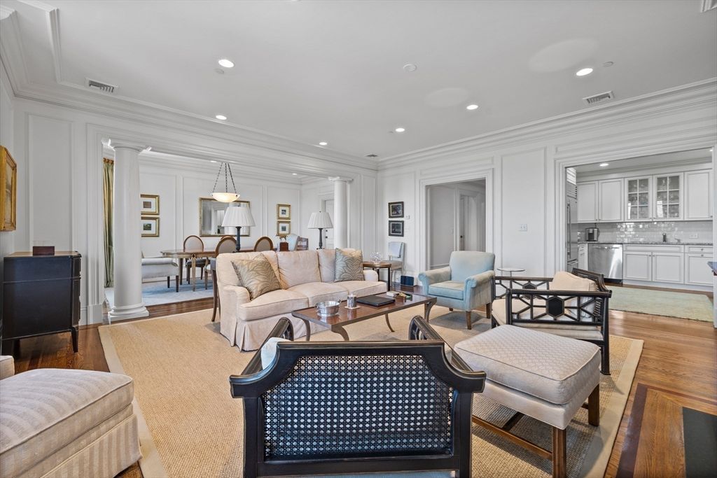 Dining room, Interior, Kitchen, Living room, Pendant Lights, Recessed Lighting, Wood Texture Flooring