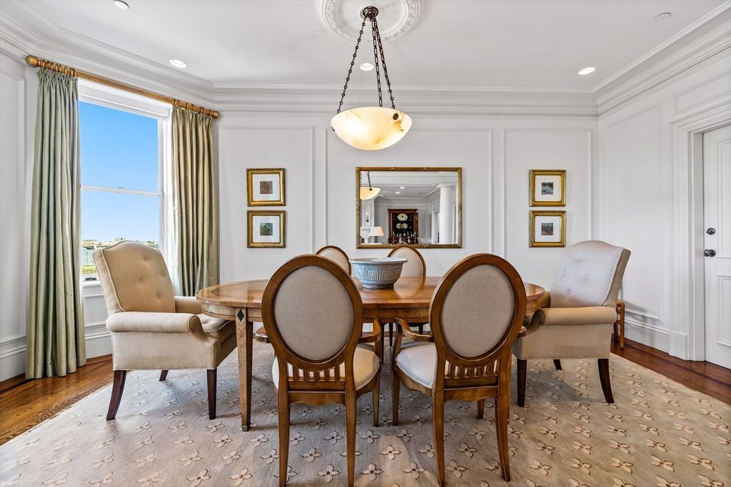 Dining room, Interior, Pendant Lights, Recessed Lighting, Wood Texture Flooring