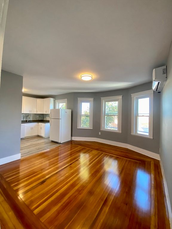 Empty room, Interior, Kitchen, Wood Texture Flooring