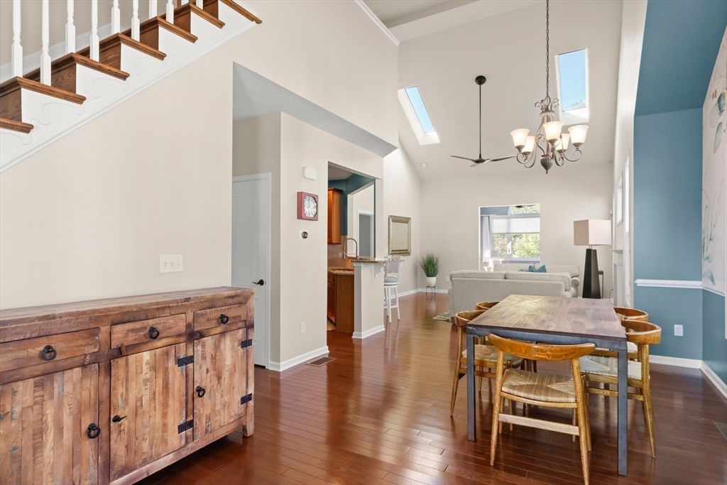 Chandelier, Dining room, Interior, Pendant Lights, Wood Texture Flooring