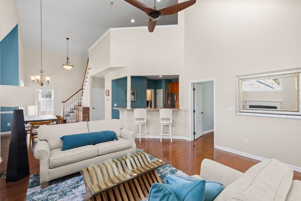 Chandelier, Dining room, Interior, Kitchen, Living room, Pendant Lights, Recessed Lighting, Wood Texture Flooring