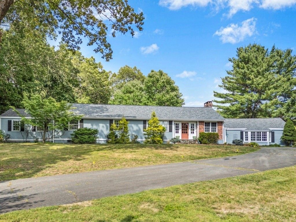 Attached, Backyard, Exterior, Facade, Ranch