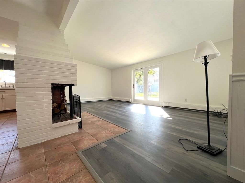Empty room, Fireplace, Interior, Wood Texture Flooring