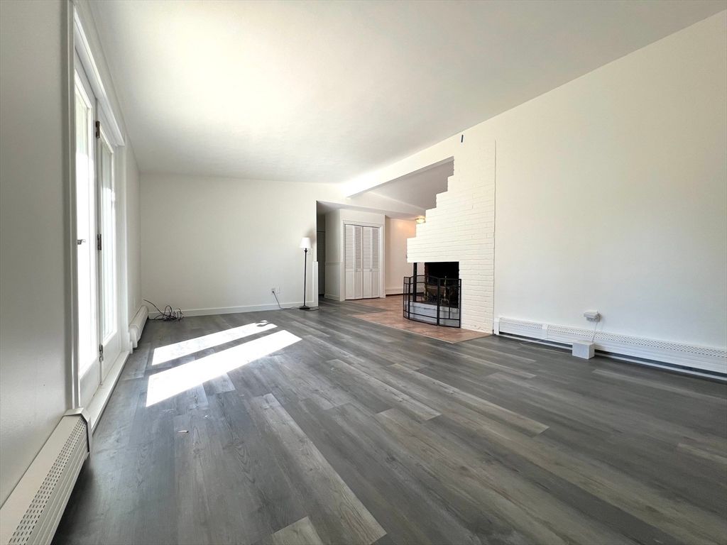 Empty room, Interior, Wood Texture Flooring