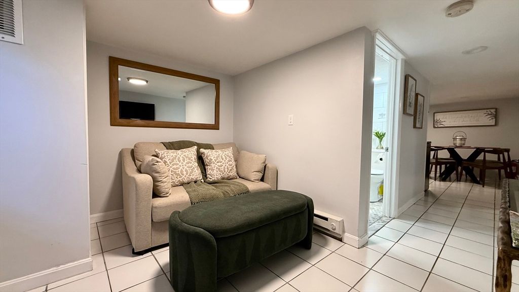 Dining room, Interior, Recessed Lighting