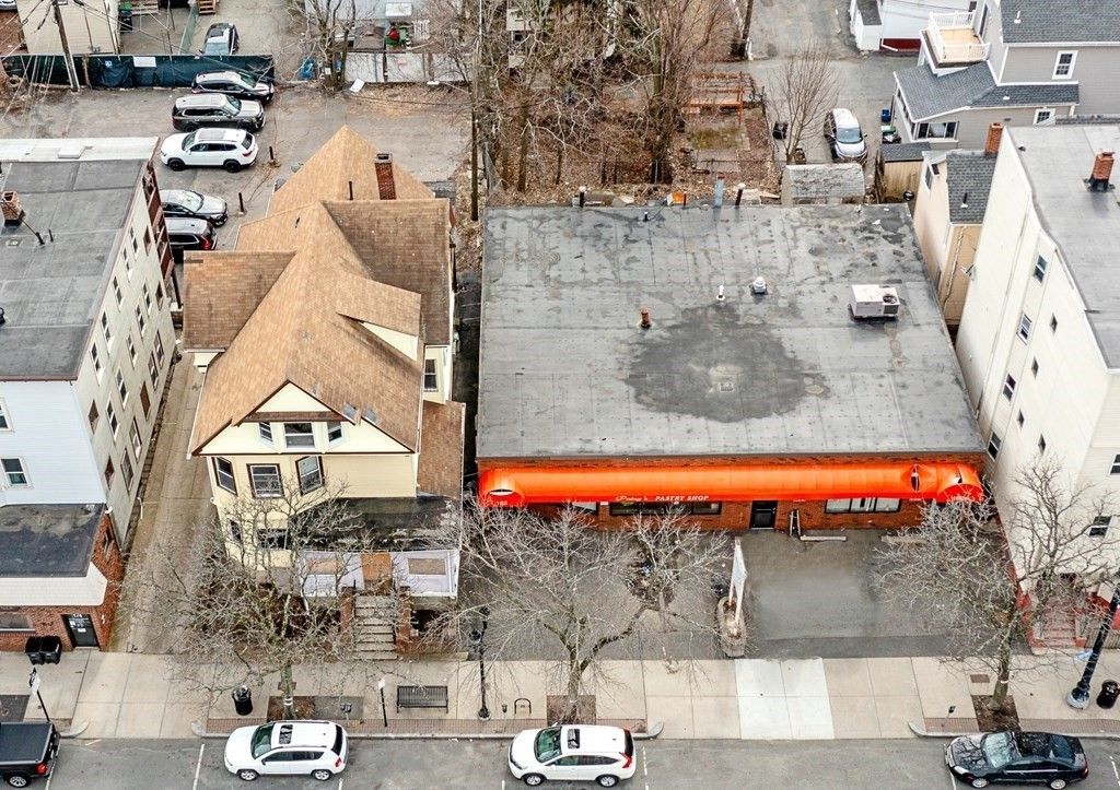 Exterior, Drone