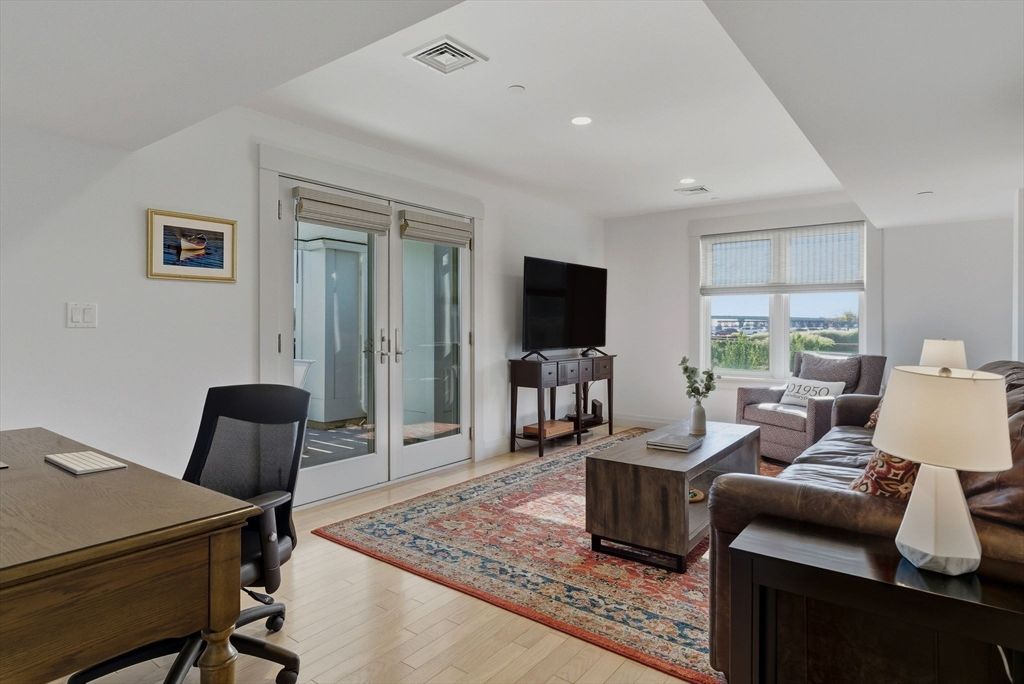 Home Office, Interior, Living room, Recessed Lighting, Wood Texture Flooring