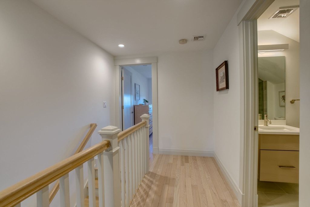 Bathroom, Interior, Recessed Lighting, Wood Texture Flooring