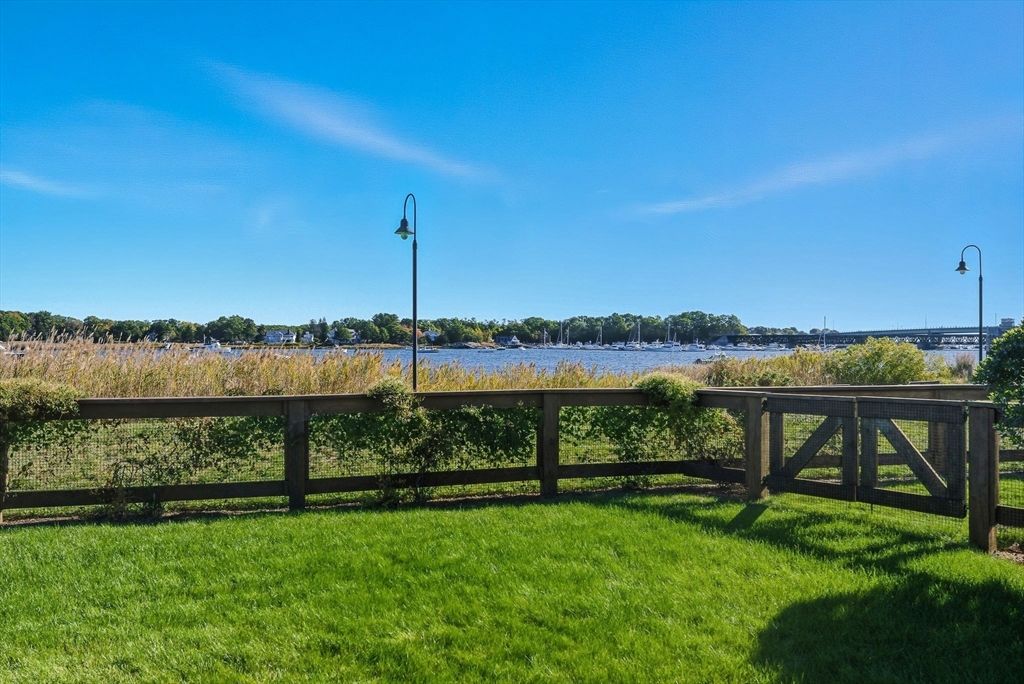 Exterior, Water