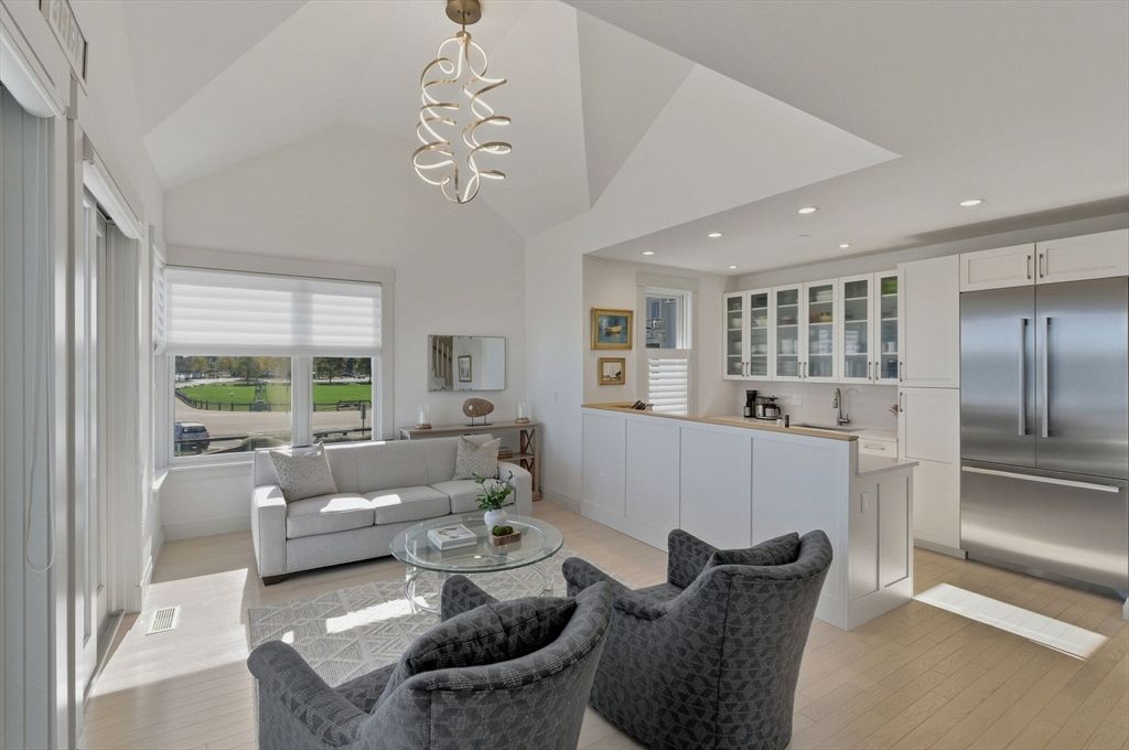 Interior, Kitchen, Living room, Pendant Lights, Recessed Lighting, Stainless Steel Appliances, Wood Texture Flooring
