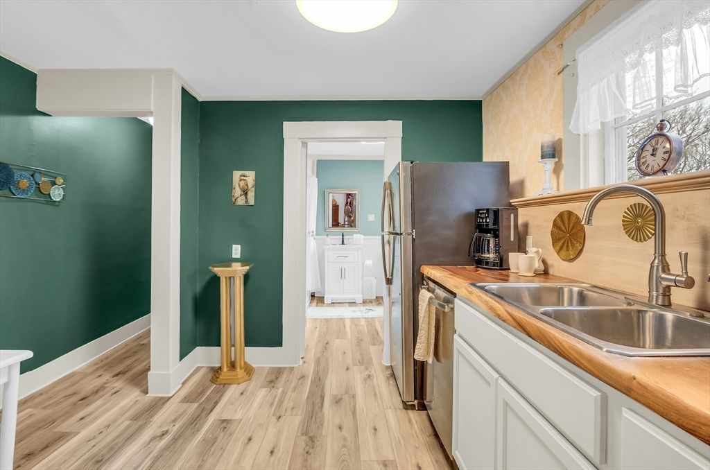 Interior, Kitchen, Wood Texture Flooring
