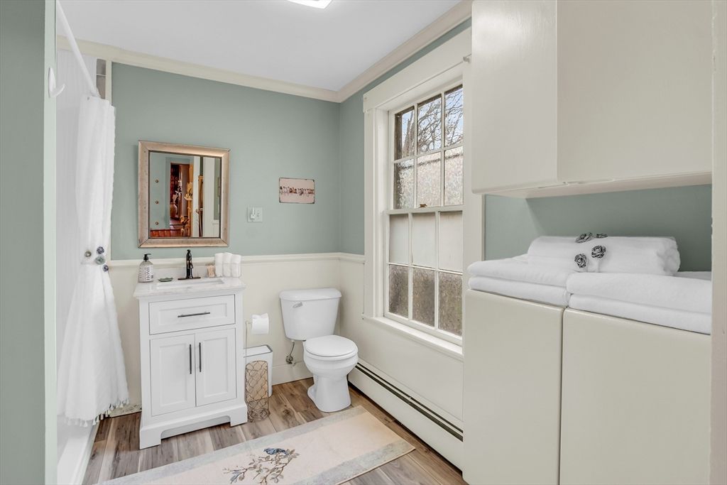 Bathroom, Interior, Washer, Wood Texture Flooring