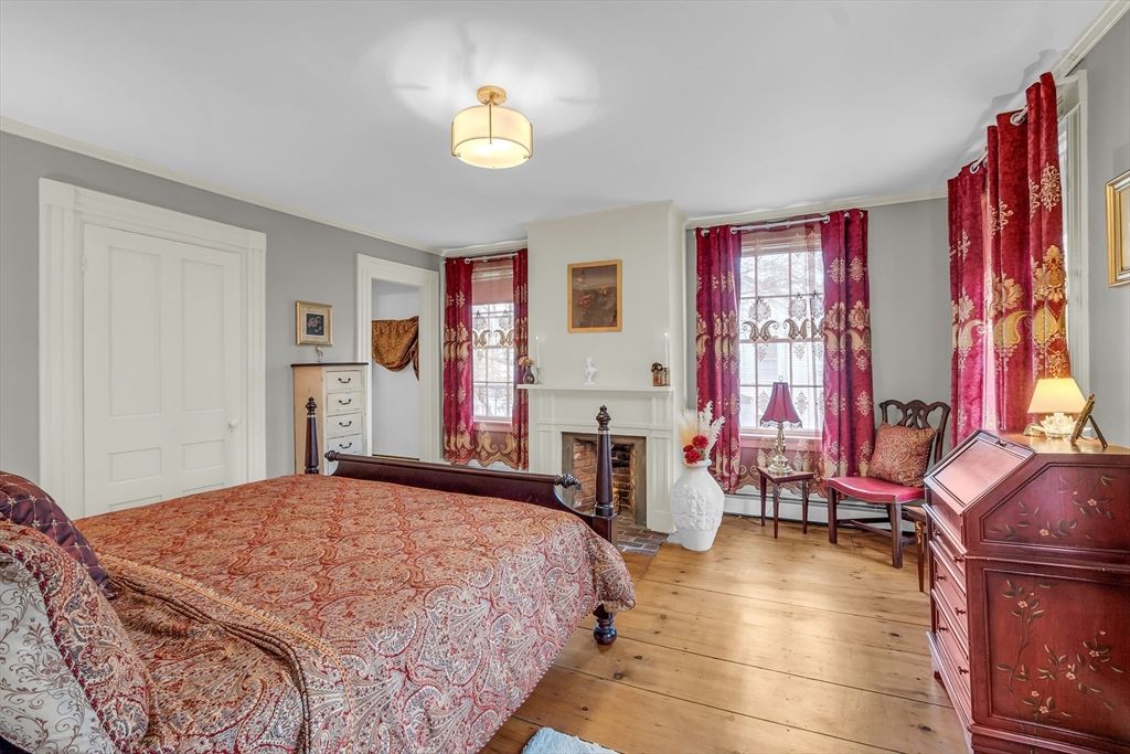 Bedroom, Fireplace, Interior, Wood Texture Flooring