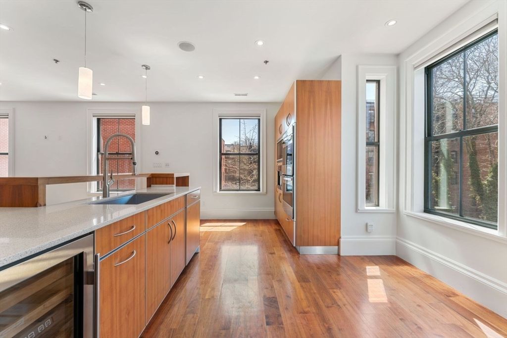 Interior, Kitchen, Pendant Lights, Recessed Lighting, Wood Texture Flooring
