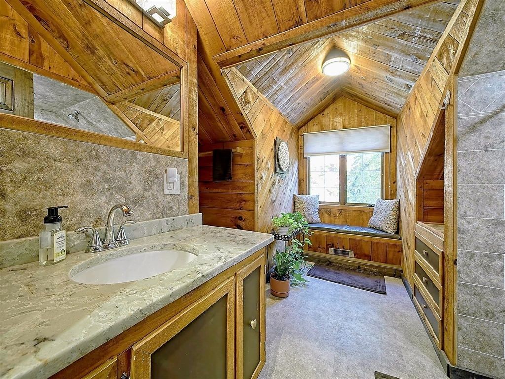 Bathroom, Interior, Wooden Beams, Wooden Ceilings, Wooden Walls