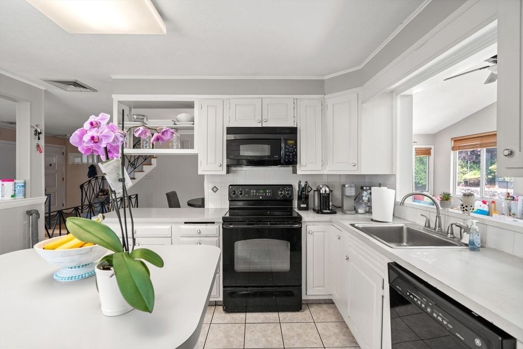 Interior, Kitchen