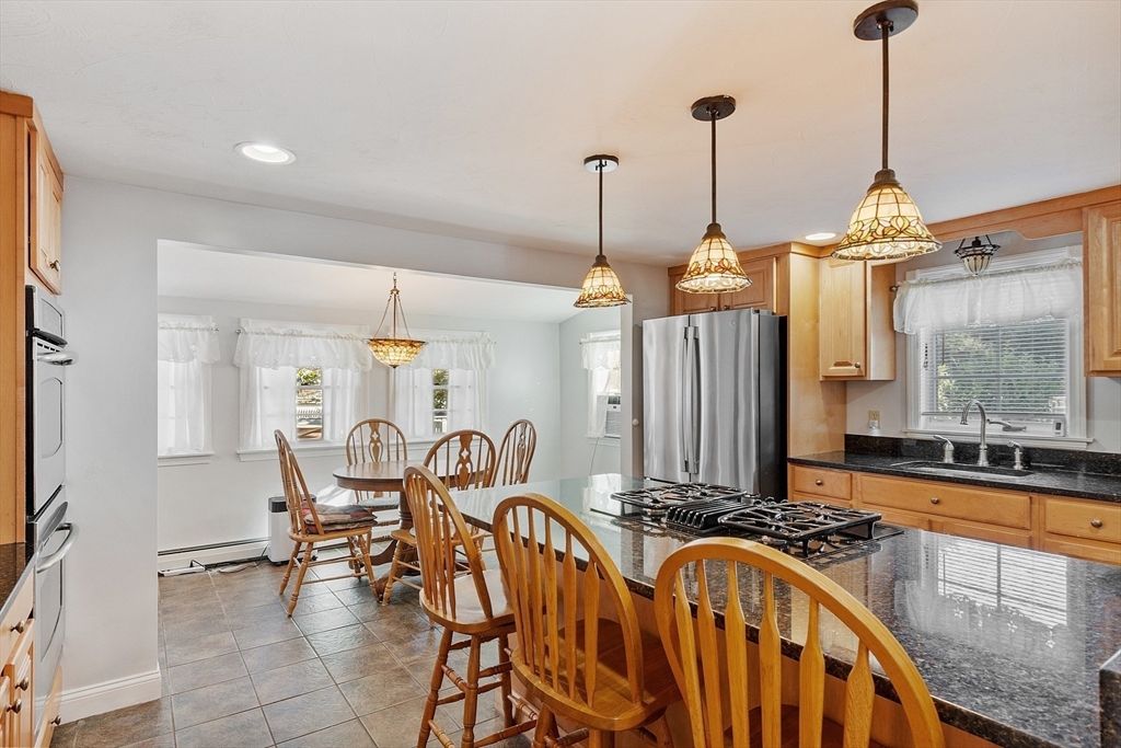 Dining room, Interior, Kitchen, Pendant Lights, Recessed Lighting