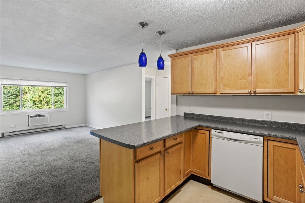 Interior, Kitchen, Pendant Lights