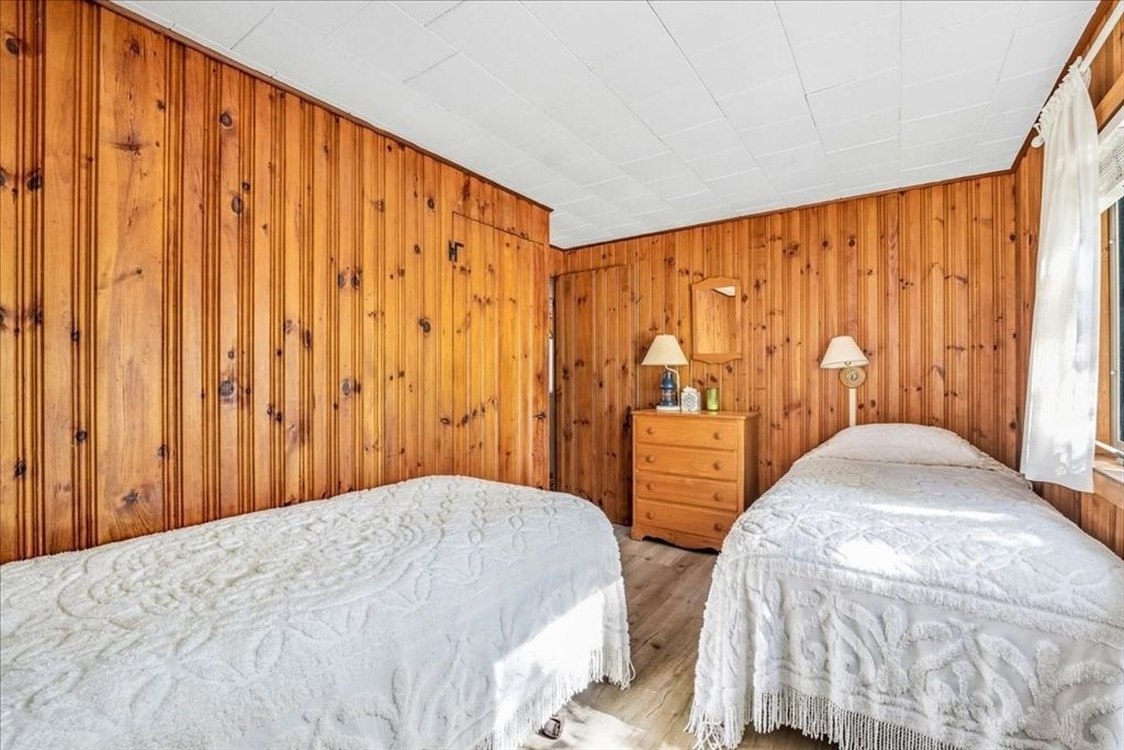 Bedroom, Interior, Wood Texture Flooring, Wooden Walls