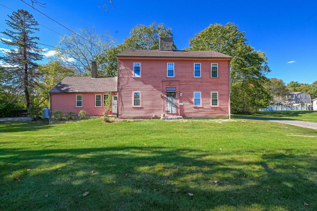 Backyard, Exterior, Facade, Georgian