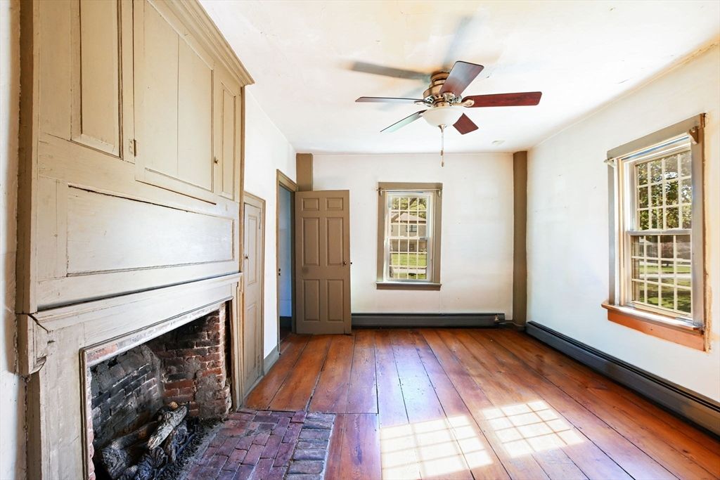 Empty room, Fireplace, Interior, Wood Texture Flooring