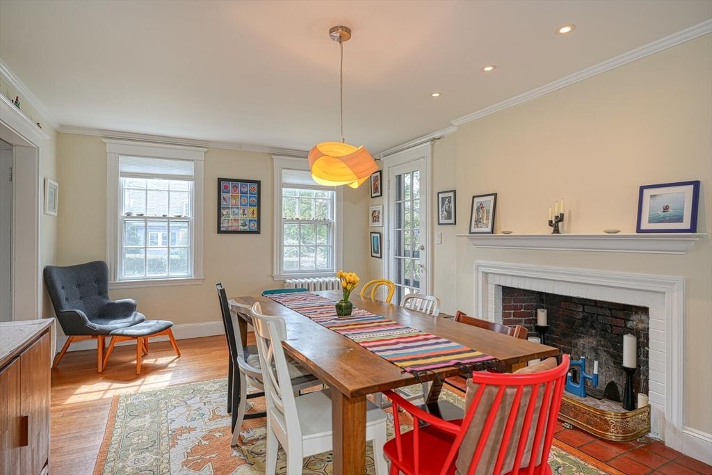 Dining room, Fireplace, Interior, Pendant Lights, Recessed Lighting, Wood Texture Flooring