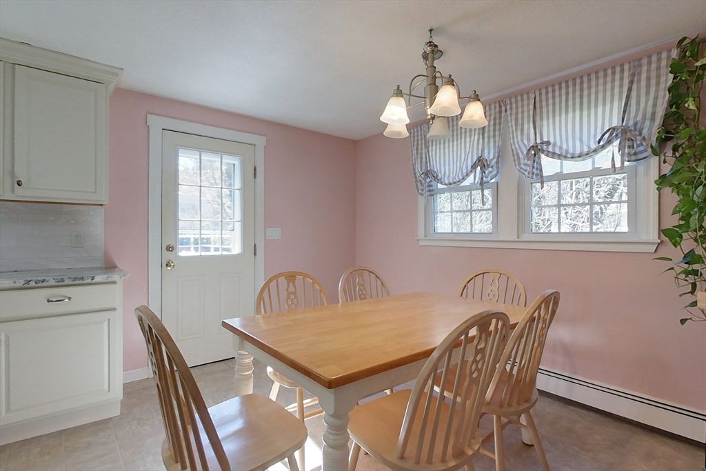 Chandelier, Dining room, Interior