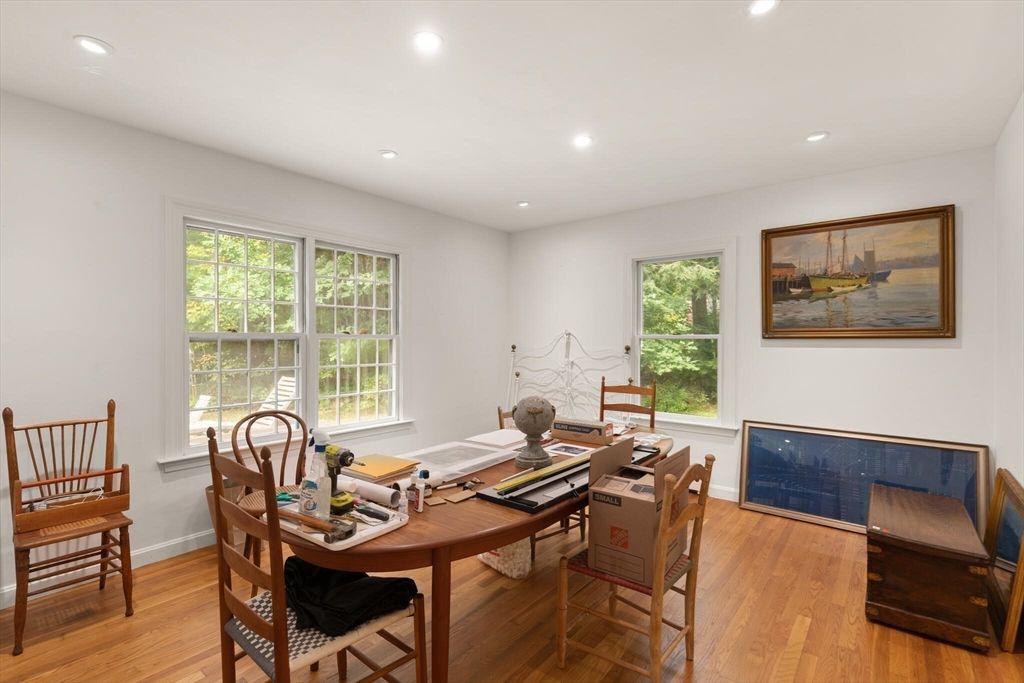 Home Office, Interior, Recessed Lighting, Wood Texture Flooring
